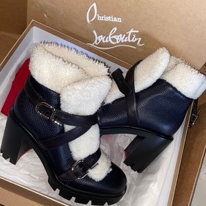 Christian LOUBOUTIN Pole Chick bootie 38